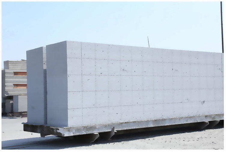 道孚加气块 加气砌块 轻质砖气孔结构及其影响因素